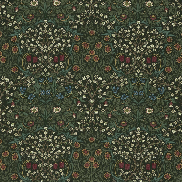 tapeta BLACKTHORN Morris. 'BLACKTHORN' DESIGNED FOR WALLPAPER BY J.H. DEARLE IN 1892 WAS FIRST ADAPTED FOR MACHINE PRINTED FABRIC IN 1975 BY SANDERSON AND BECAME HUGELY POPULAR. TODAY'S VERSIONS ARE REPRODUCED IN AUTHENTIC COLOURS MATCHING THE ORIGINAL WALLPAPER SAMPLES AND THE MOTTLED APPEARANCE GIVES THE FABRIC A HAND PRINTED LOOK.
